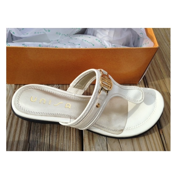 White Slip on Wedge Heel Thong Sandal 9.5 - Picture 6 of 8